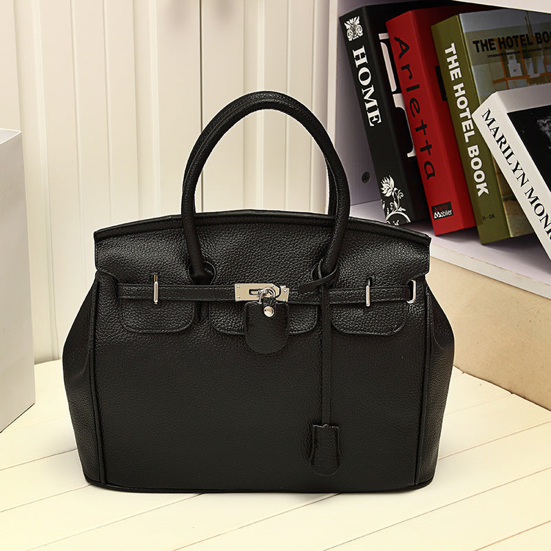 The En Ville Tote Handbag - HipHatter
