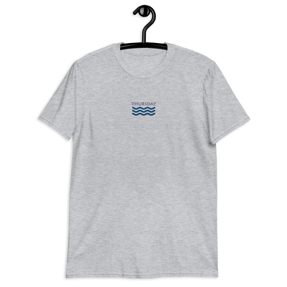 Thursday Minimalist T-Shirt - HipHatter