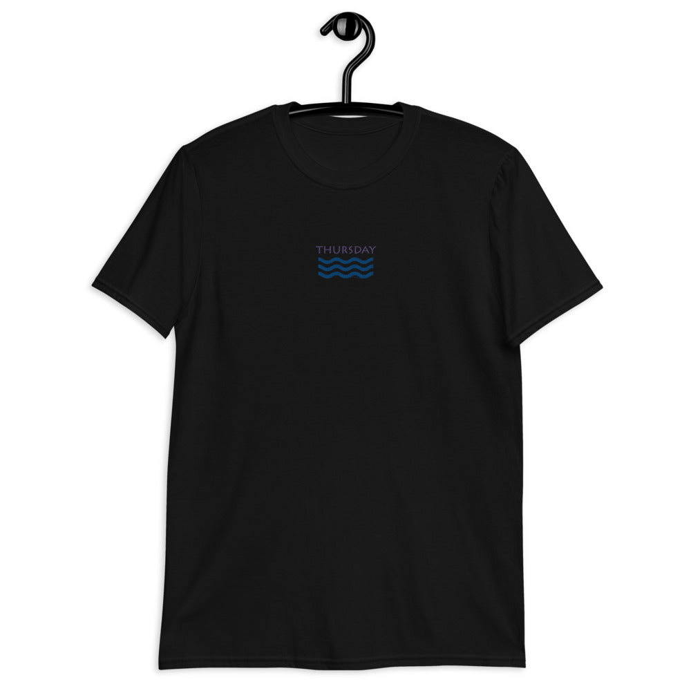 Thursday Minimalist T-Shirt - HipHatter